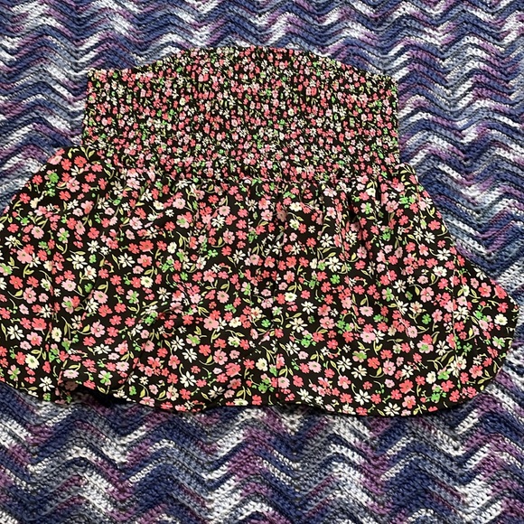 Shein Curve 3XL floral bandeau blouse with flowy bottom - Picture 7 of 9